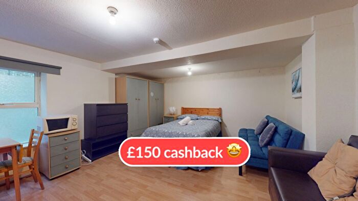 Studio To Rent In Chatsworth Road, Mapesbury, London, NW2