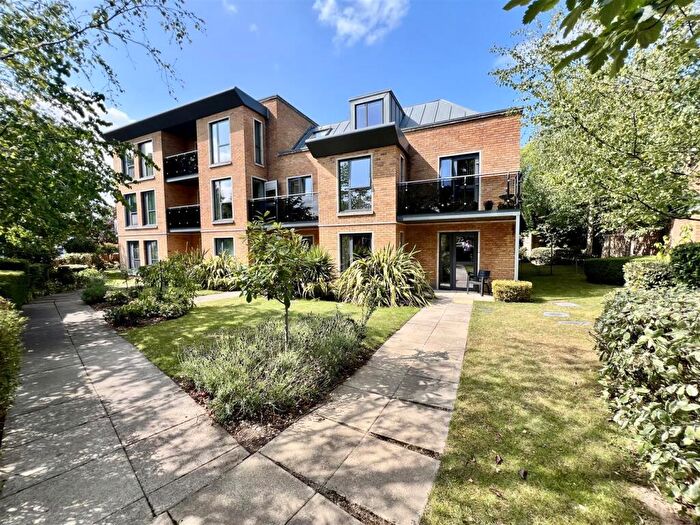 1 Bedroom Retirement Property For Sale In Stratford Road, Shirley, Solihull, B90
