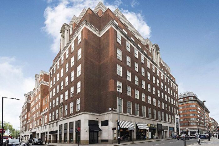 3 Bedroom Flat To Rent In Park Street, London, W1K