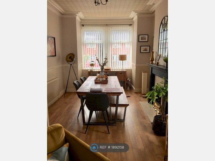 3 Bedroom Terraced House To Rent In Hall Street, Stockport, SK1