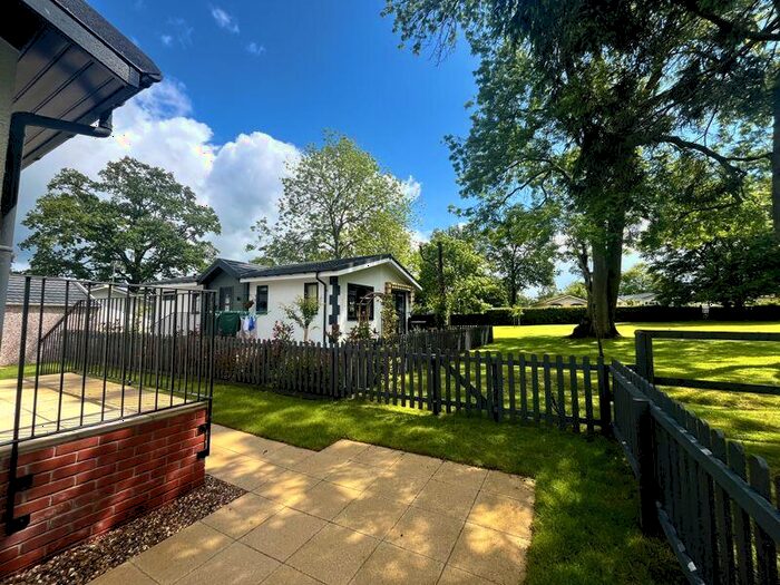 2 Bedroom Detached House For Sale In Shepherds Grove Park, Stanton, IP31
