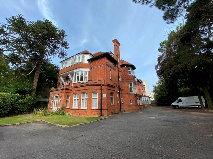 1 Bedroom Flat To Rent In Derby Road, Bournemouth, BH1