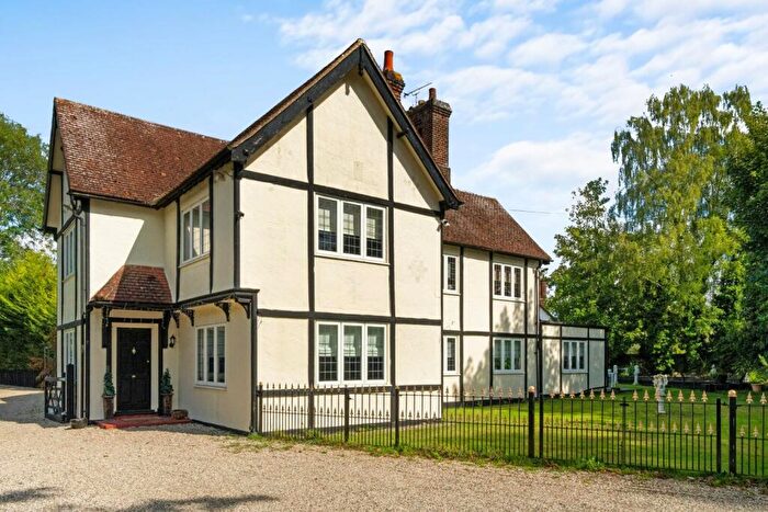 5 Bedroom Detached House For Sale In Burton End, Stansted, Essex, CM24