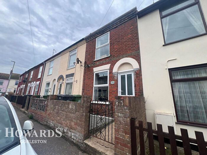 2 Bedroom Terraced House For Sale In Nelson Road, Gorleston, NR31