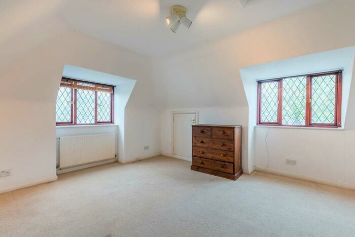 1 Bedroom Flat To Rent In Cavendish Road, Balham, London, SW12