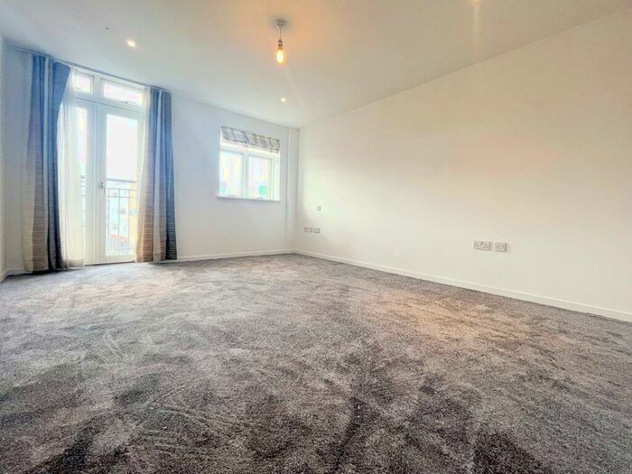 1 Bedroom Flat To Rent In The Belvedere, Homerton Street, CB2