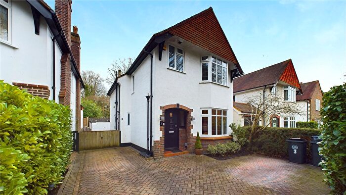 3 Bedroom Detached House For Sale In Horsell, Surrey, GU21