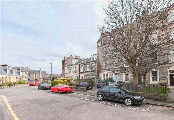 4 Bedroom Terraced House To Rent In Upper Gilmore Place, Viewforth, Edinburgh, EH3