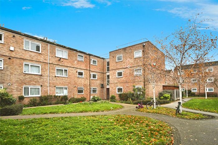 4 Bedroom Flat For Sale In Patrick Connolly Gardens, London, E3