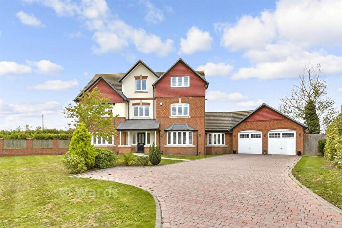 5 Bedroom Detached House For Sale In Oak Tree Close, Eastchurch, Sheerness, Kent, ME12