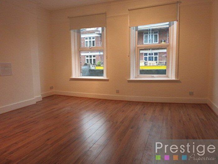 2 Bedroom Flat To Rent In Chapel Market, London, N1