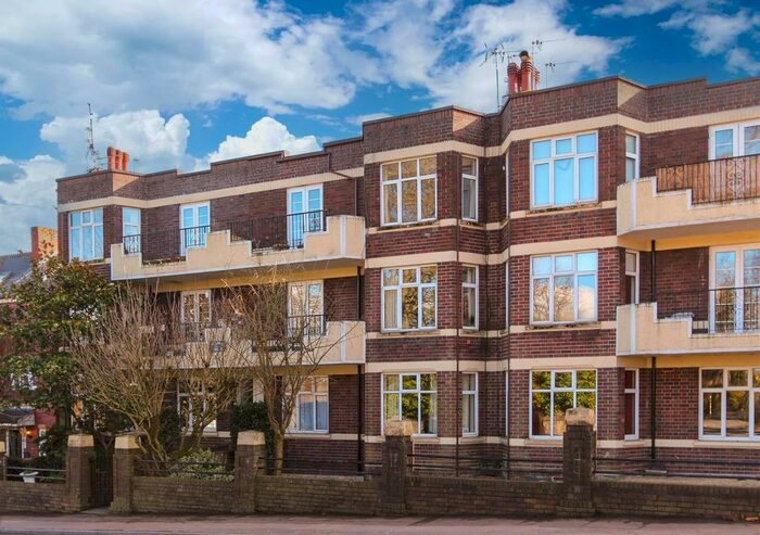 2 Bedroom Flat To Rent In Penhill Road, Pontcanna, Cardiff, CF11