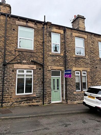 1 Bedroom Terraced House To Rent In Marshall Street, Mirfield, WF14