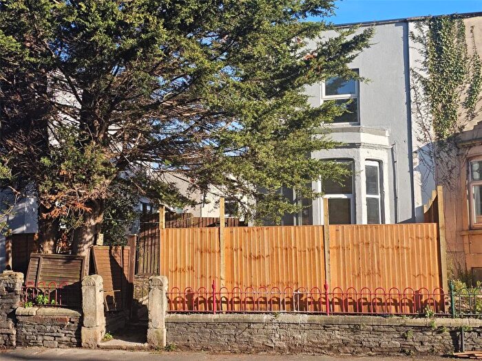 2 Bedroom Semi Detached House For Sale In Stapleton Road, Easton, Bristol, BS5