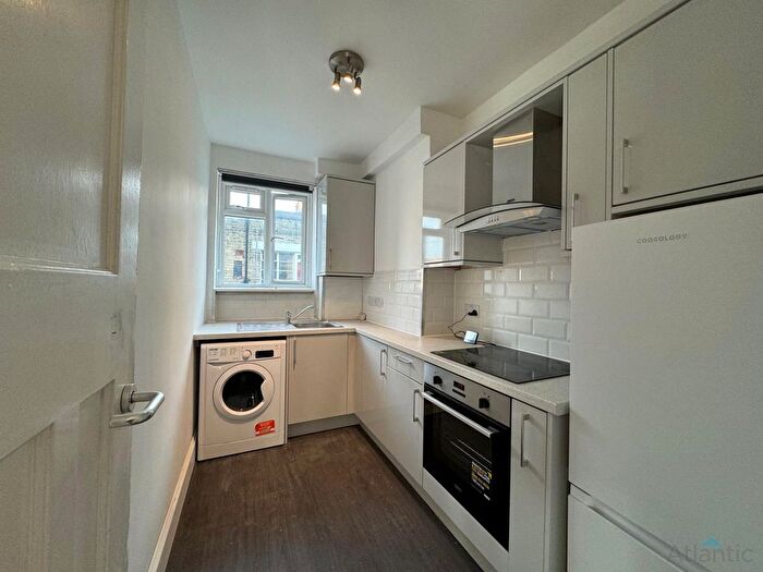 2 Bedroom Flat To Rent In Angel House, Pentonville Road, Angel, N1