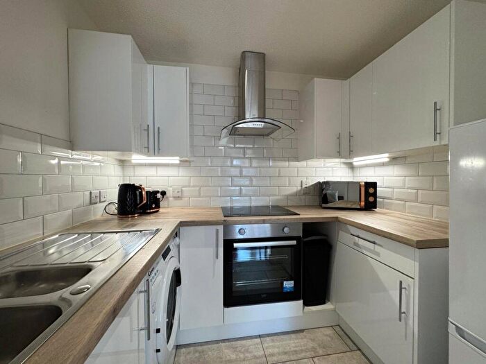 1 Bedroom Flat For Sale In Marathon Way, Thamesmead, SE28