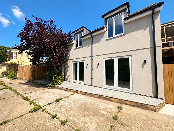 2 Bedroom Semi-detached House To Rent In Little Common Road, Bexhill On Sea, TN39