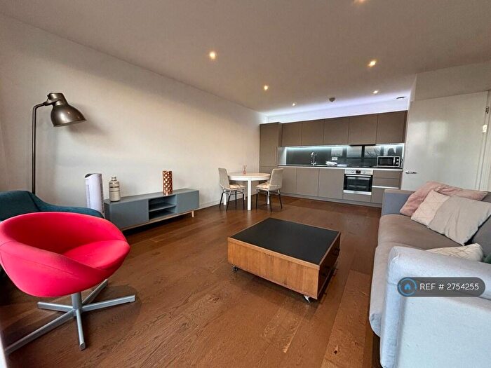 1 Bedroom Flat To Rent In Grayston House, London, SE3