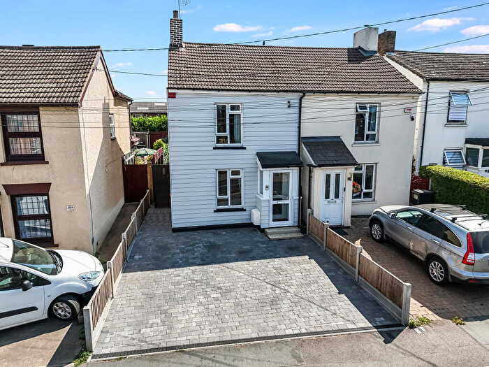 2 Bedroom Semi-Detached House For Sale In Coggeshall Road, Braintree, CM7