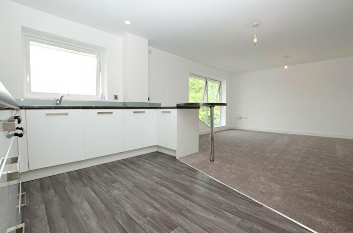 2 Bedroom Apartment To Rent In Seacole Gardens, Southampton, Hampshire, SO16