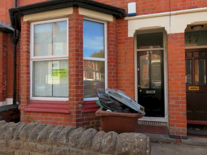 6 Bedroom Terraced House To Rent In Teversal Avenue, Nottingham, NG7