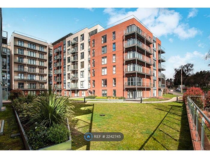 2 Bedroom Flat To Rent In Midland Road, Hemel Hempstead, HP2