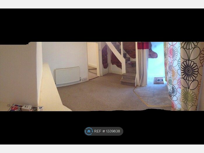 2 Bedroom Terraced House To Rent In Anthony Road, Exeter, EX1