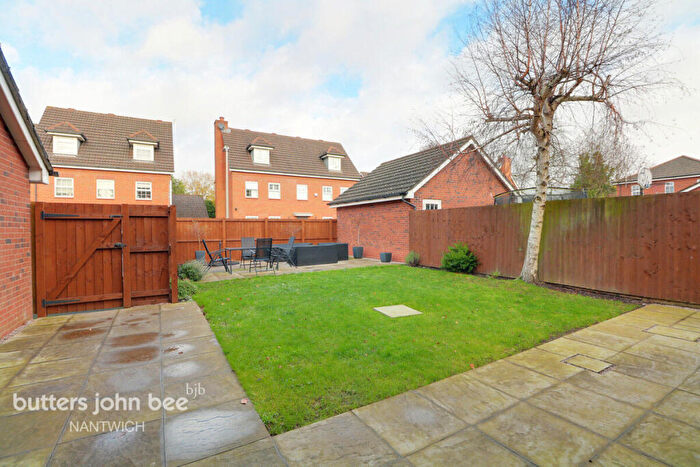 5 Bedroom Detached House For Sale In Hallams Drive, Nantwich, CW5