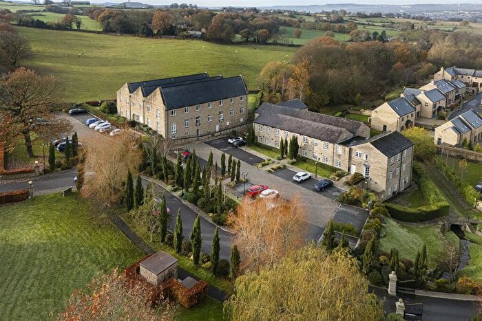 2 Bedroom Apartment For Sale In Whitley Willows, Lepton, Huddersfield, HD8