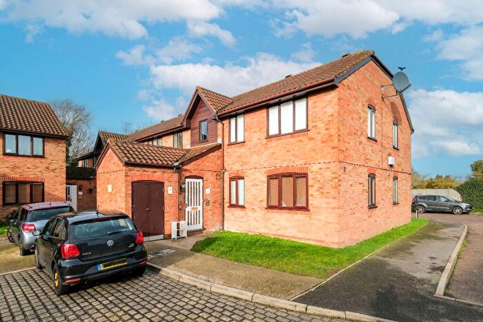 2 Bedroom Flat To Rent In Godwin Close, Sewardstone Road, Waltham Abbey, Essex, E4