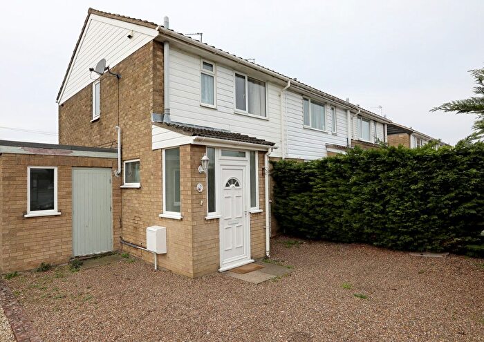 4 Bedroom Semi-Detached House For Sale In Lodore Avenue, Hellesdon, Norwich, NR6