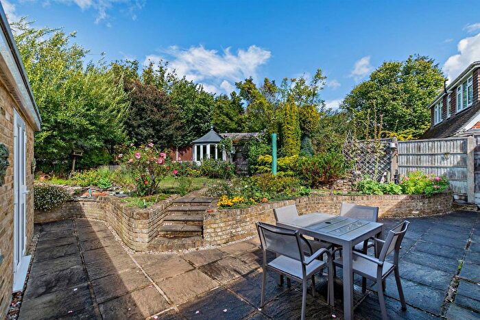 2 Bedroom Detached Bungalow For Sale In Church Street, Teston, Maidstone, ME18