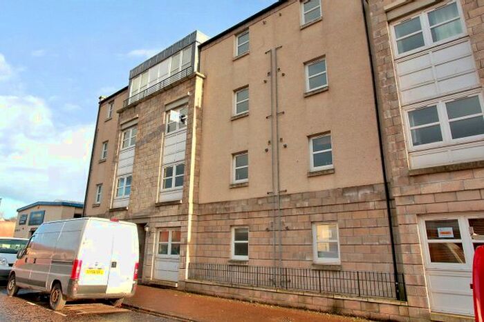 2 Bedroom Flat To Rent In Charles Street, Aberdeen, AB25