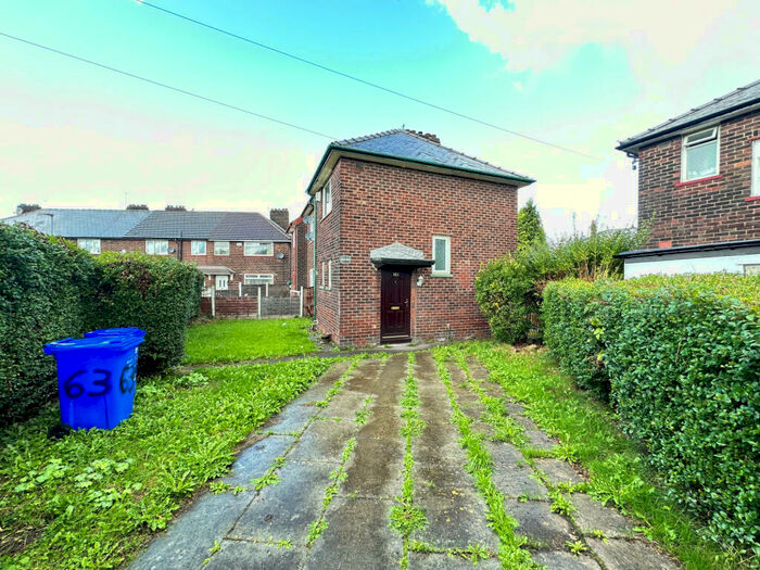 3 Bedroom Semi-Detached House To Rent In Highgate Crescent, Manchester, M18