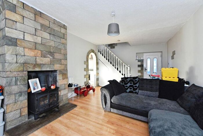 3 Bedroom Semi Detached House For Sale In Fir Tree Drive, Hyde, SK14