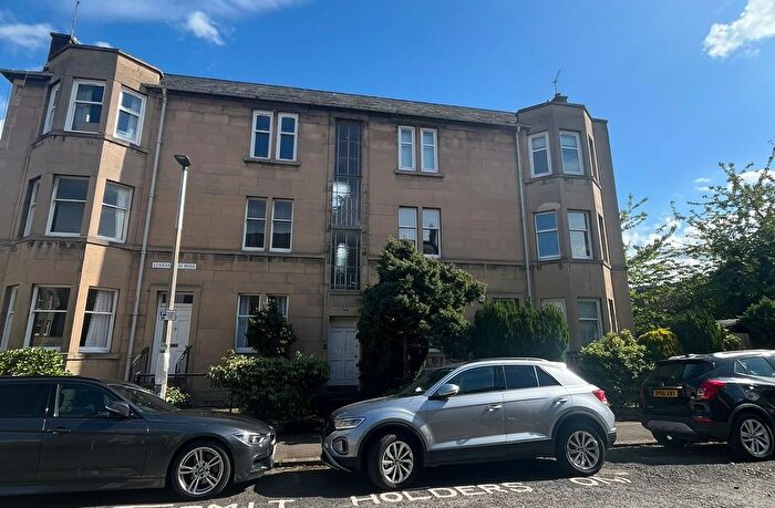 3 Bedroom Flat To Rent In Learmonth Park, Edinburgh, EH4