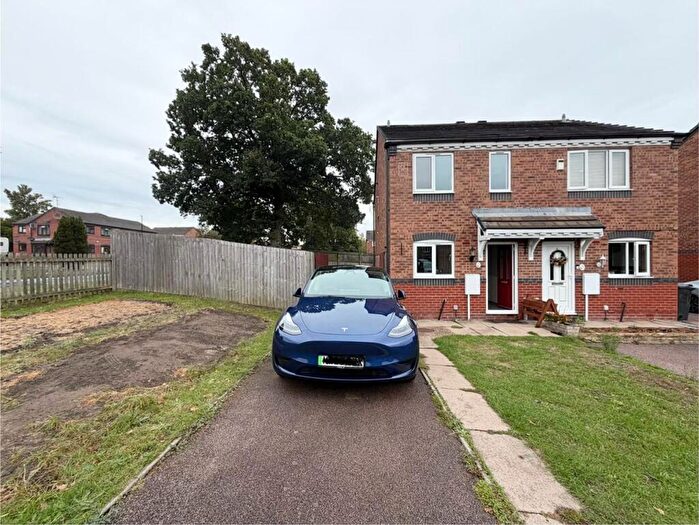 2 Bedroom House To Rent In Gospel Lane, Acocks Green, Birmingham, B27
