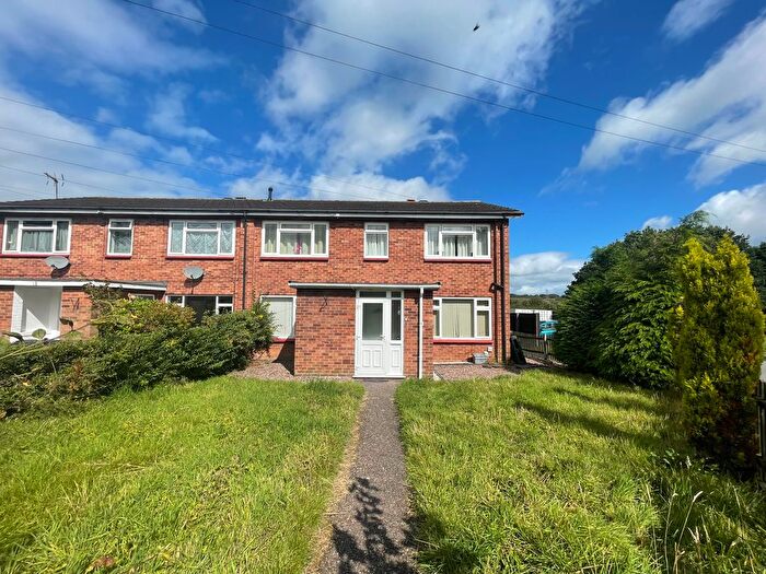 2 Bedroom Maisonette To Rent In Longfellow Road, Burntwood, WS7