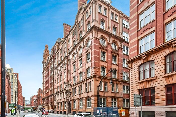 1 Bedroom Apartment To Rent In Whitworth Street, Manchester, Greater Manchester, M1