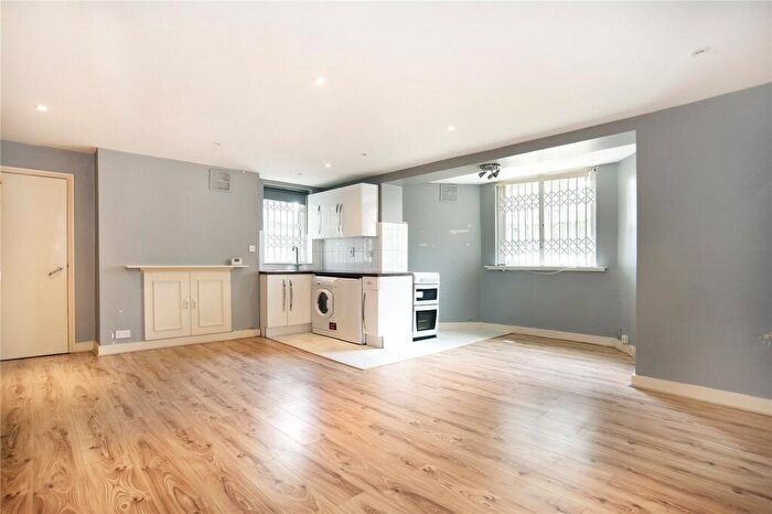 Apartment To Rent In Dalston Lane, Hackney, London, E8