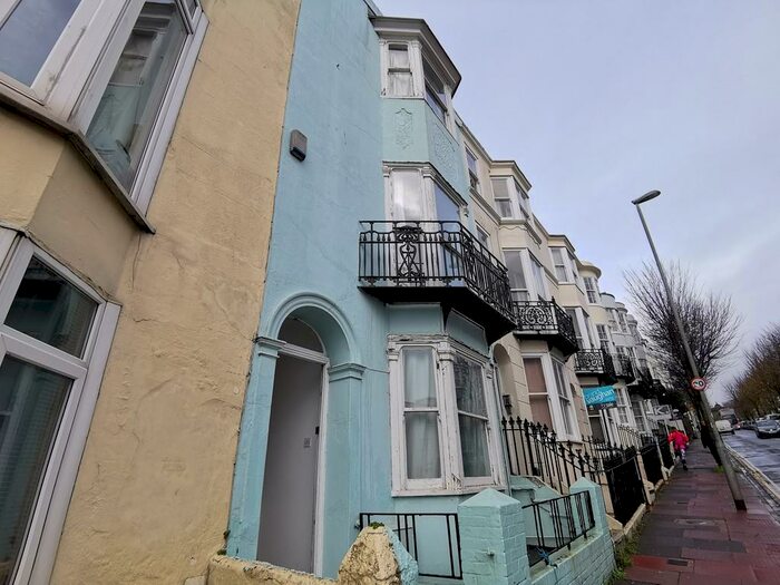 6 Bedroom Terraced House To Rent In Egremont Place, Brighton, BN2