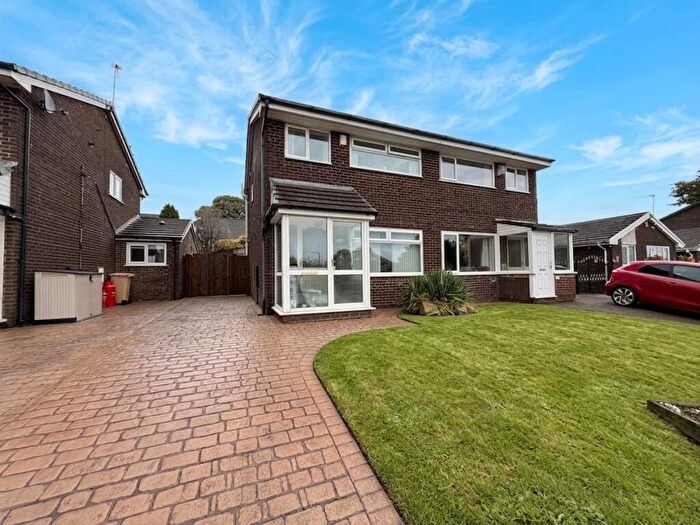3 Bedroom Semi Detached House For Sale In Greenbarn Way, Blackrod, Bolton, BL6