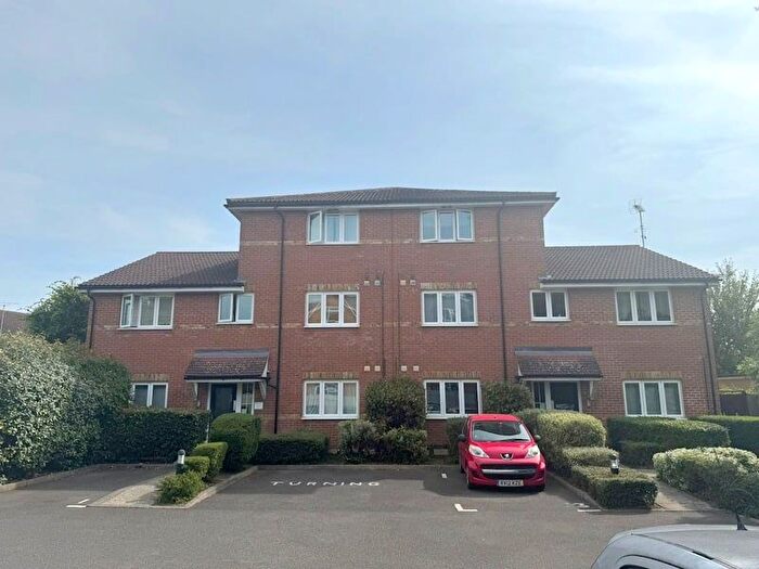 1 Bedroom Flat To Rent In Ryland Close, Feltham, TW13