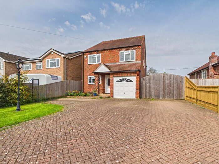 4 Bedroom Detached House For Sale In Colyton Way, Purley, Reading, RG8