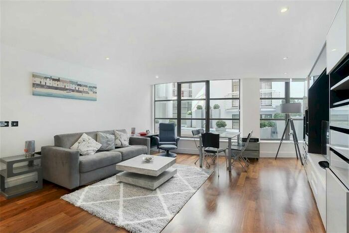 1 Bedroom Flat To Rent In Tavistock Street, London, WC2E