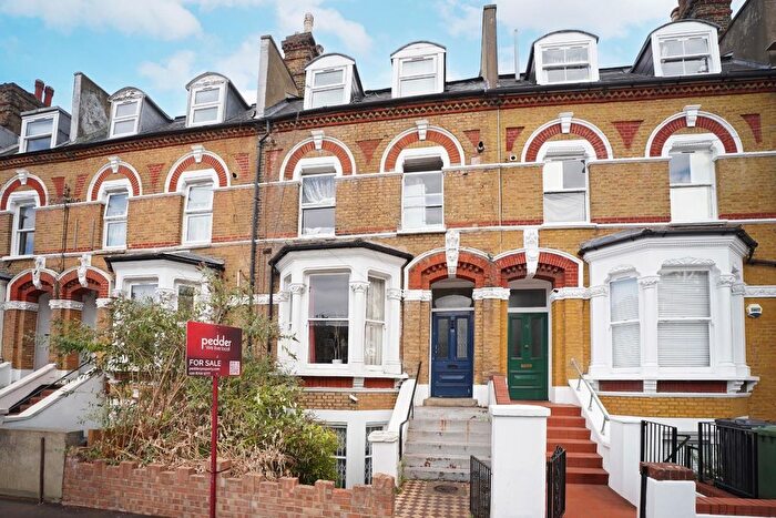 2 Bedroom Flat For Sale In Venner Road, Sydenham, London, SE26