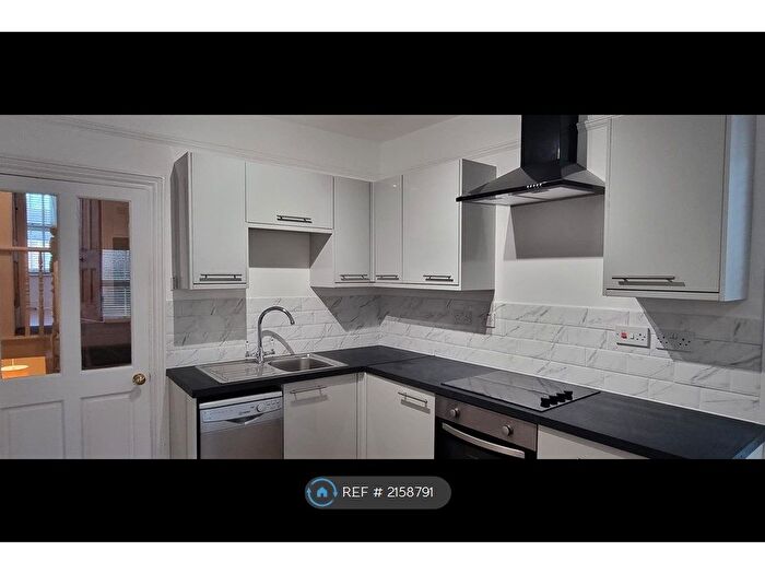 1 Bedroom Flat To Rent In Sundorne Road, London, SE7