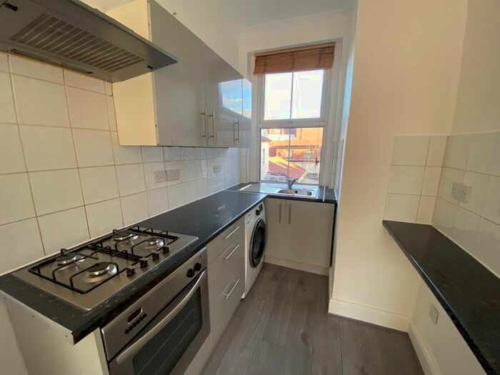 Property To Rent In Streatham Road, Mitcham, CR4