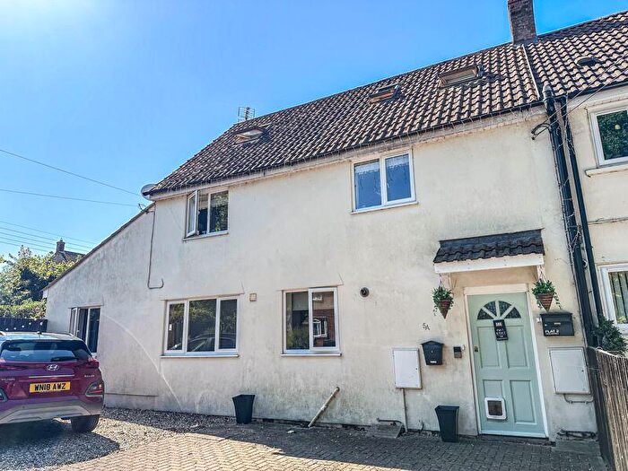 2 Bedroom Flat For Sale In Kingsland Road, Shepton Mallet, BA4