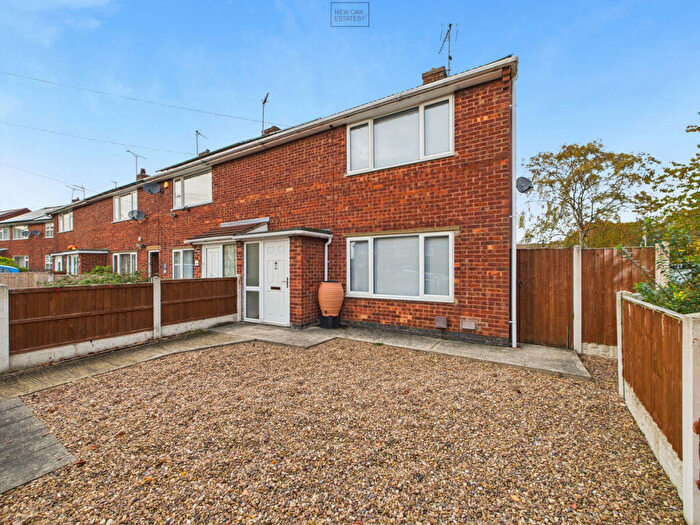 2 Bedroom End Of Terrace House To Rent In Beech Way, Danesmoor, S45